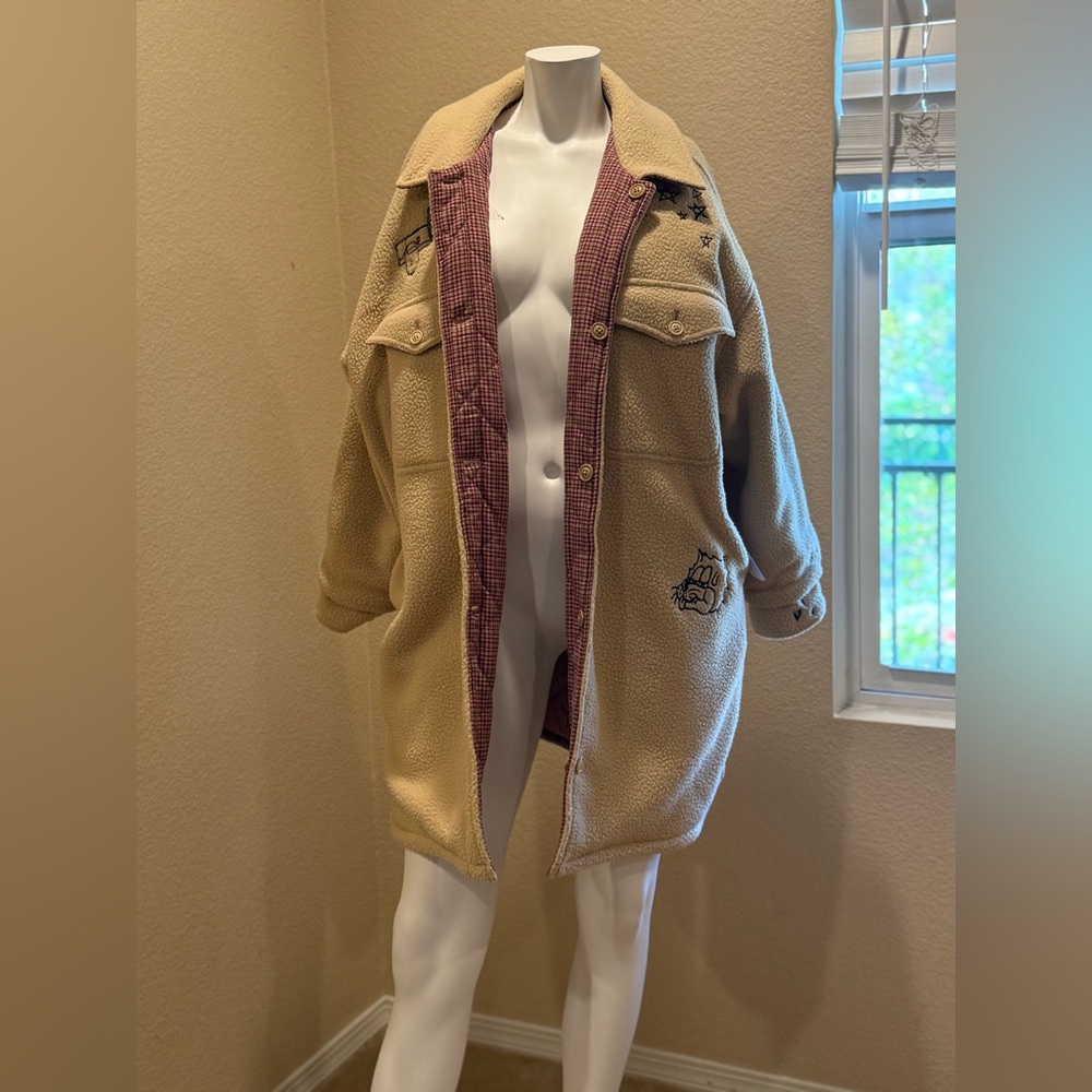 Obey Cream Sherpa Jacket with Embroidered Detail - Picture 5 of 16